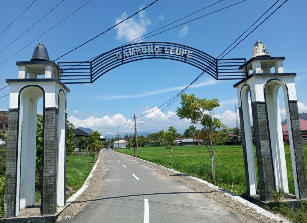 Gerbang Utama Menuju Gampong Leupe, Kecamatan Jaya, Kabupaten Aceh Jaya